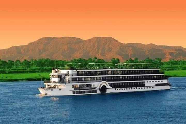 Nile Roof Hotel& Restaurant Луксор Экстерьер фото